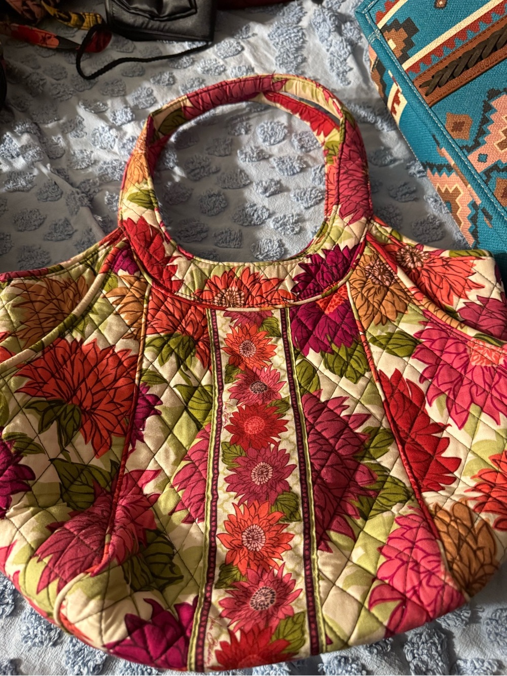 VERA BRADLEY RETIRED PATTERN HELLO DAHLIA BAG